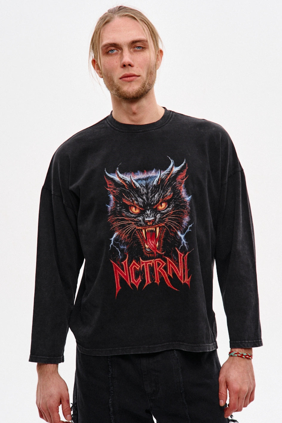 Męski longsleeve NCTRNL z efektem sprania „Angry Cat”