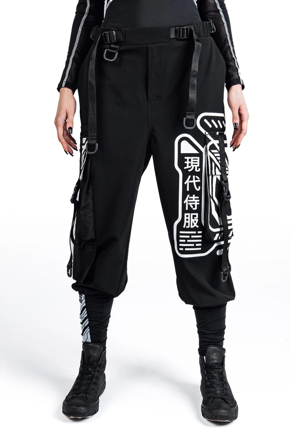 Damenhose mit Prints „Yoshida”