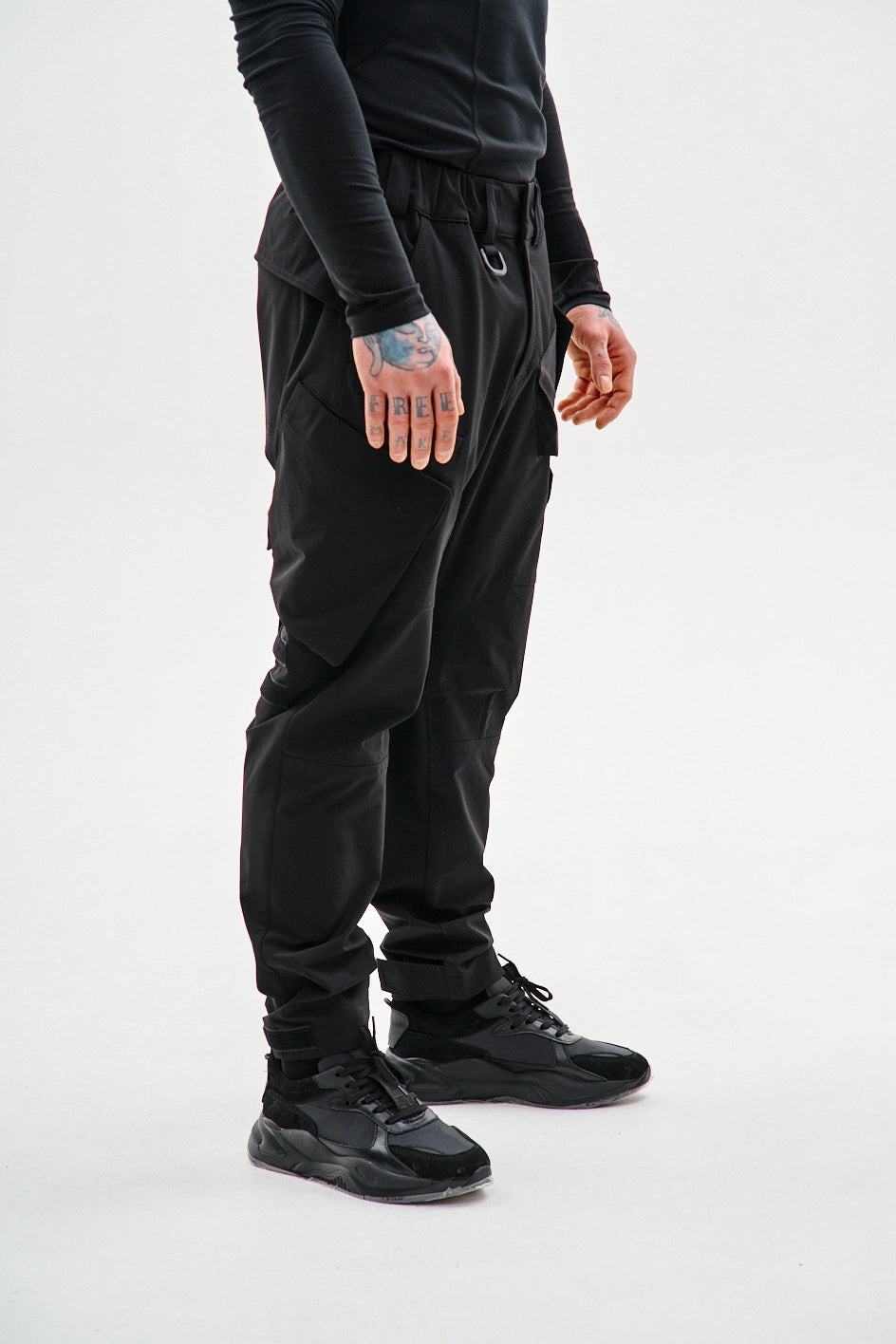 Nylon cargo pants “Bronson”