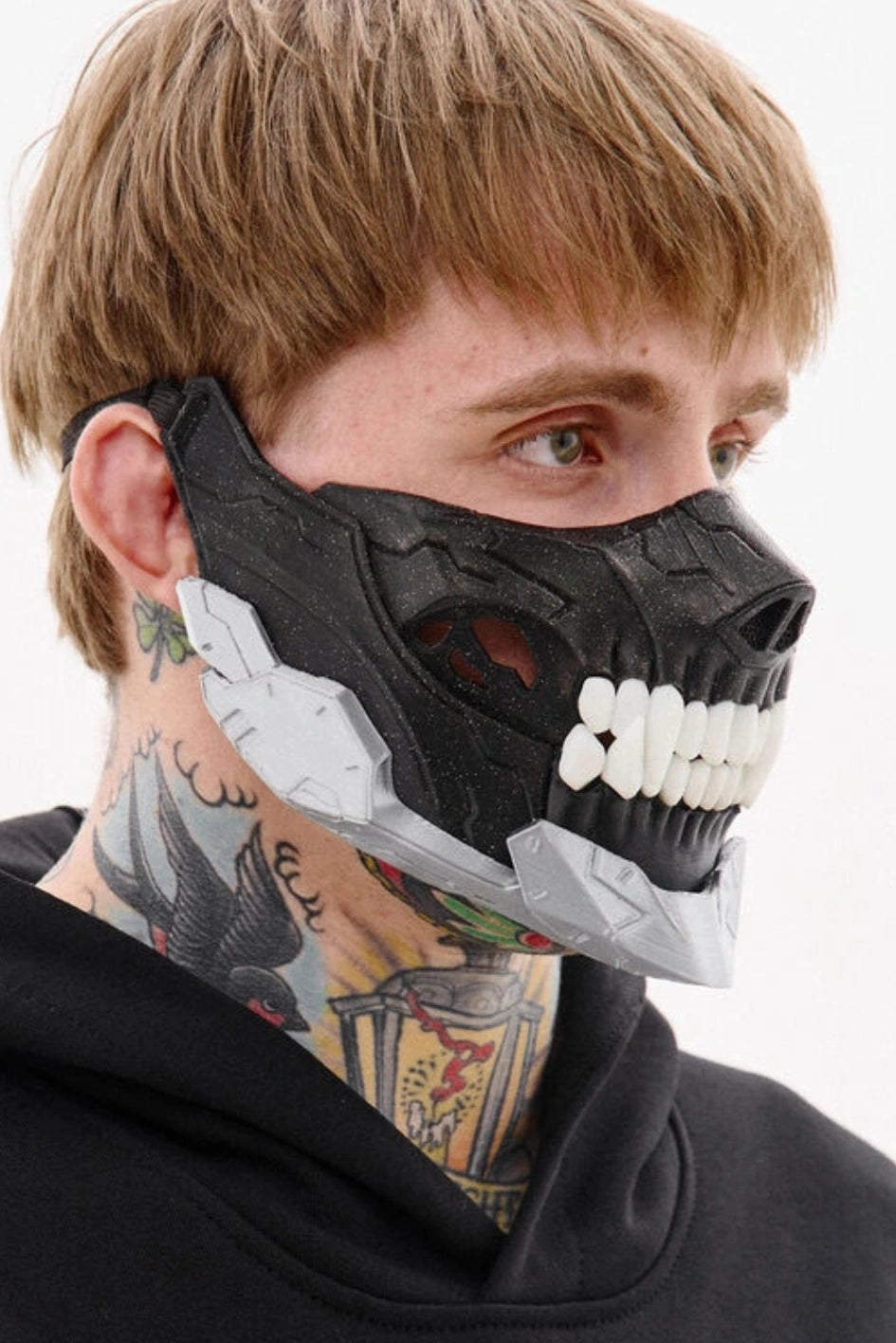 Mask "Baraka"